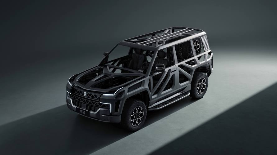 广州102仰望U8硬派越野的科技魅力，国能汽车对传统燃油车市场的冲击